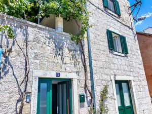 23945818-Ferienwohnung-4-Makarska-300x225-2