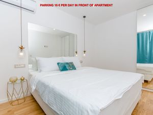 23944252-Ferienwohnung-5-Makarska-300x225-2