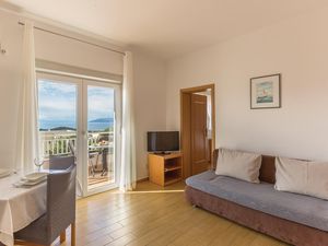 23730483-Ferienwohnung-3-Makarska-300x225-1