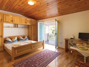 23731032-Ferienwohnung-6-Makarska-300x225-2