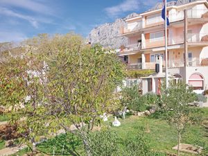 23732651-Ferienwohnung-4-Makarska-300x225-2