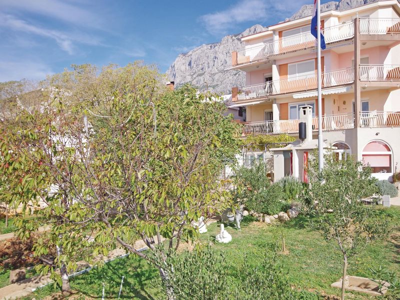 23732651-Ferienwohnung-4-Makarska-800x600-2