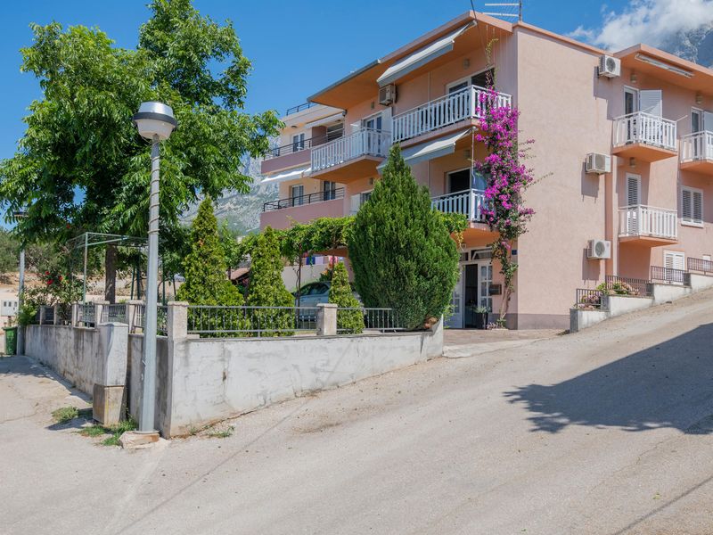 23723019-Ferienwohnung-6-Makarska-800x600-1