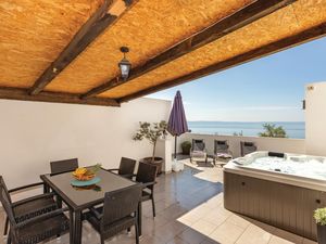 Ferienwohnung für 6 Personen (76 m²) in Makarska
