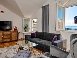 23745587-Ferienwohnung-4-Makarska-300x225-1