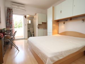 Ferienwohnung für 2 Personen (14 m²) in Makarska