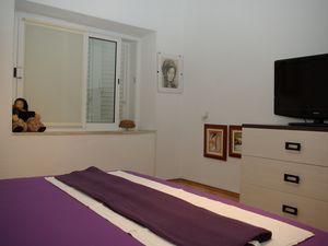 19120403-Ferienwohnung-2-Makarska-300x225-5