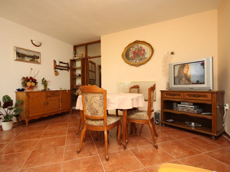 19125803-Ferienwohnung-4-Makarska-800x600-2