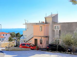 22351157-Ferienwohnung-3-Makarska-300x225-0