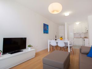 23332331-Ferienwohnung-6-Makarska-300x225-2