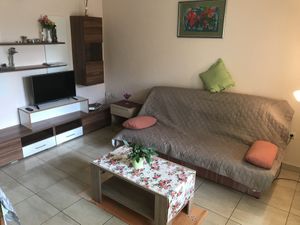 23584493-Ferienwohnung-6-Makarska-300x225-2