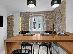 23685707-Ferienwohnung-4-Makarska-300x225-5