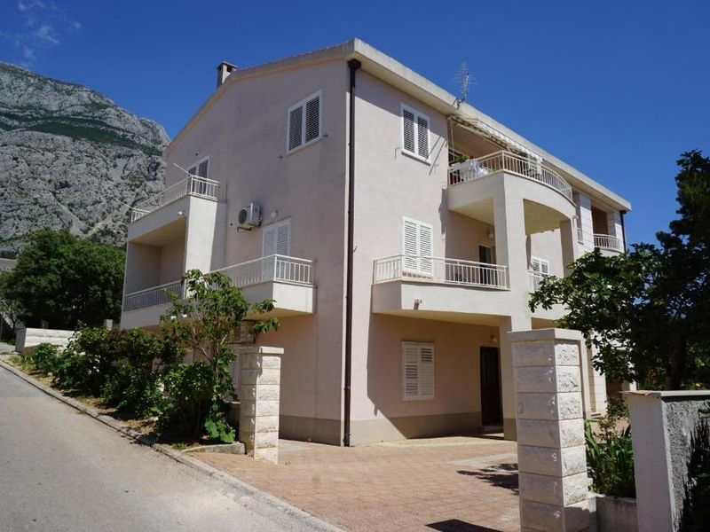 23983923-Ferienwohnung-6-Makarska-800x600-0