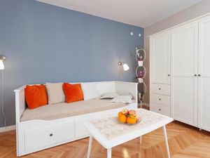 23983923-Ferienwohnung-6-Makarska-300x225-3