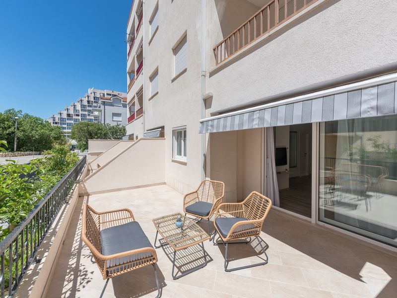 23933964-Ferienwohnung-4-Makarska-800x600-0