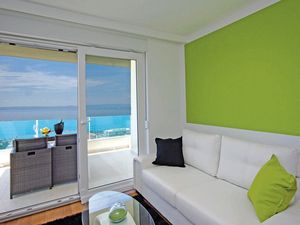 23933989-Ferienwohnung-4-Makarska-300x225-2