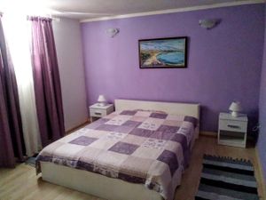 18000066-Ferienwohnung-4-Makarska-300x225-4