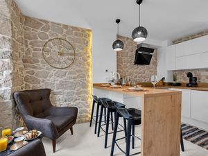 23685707-Ferienwohnung-4-Makarska-300x225-3