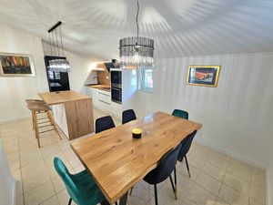 22437765-Ferienwohnung-6-Makarska-300x225-4