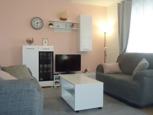 23929515-Ferienwohnung-5-Makarska-300x225-1