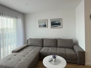 24048089-Ferienwohnung-4-Makarska-300x225-1