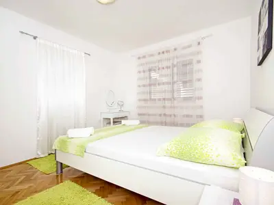 Ferienwohnung für 6 Personen (84 m²) in Makarska 7/10