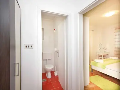 Ferienwohnung für 6 Personen (84 m²) in Makarska 8/10