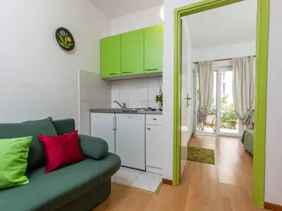 Ferienwohnung für 2 Personen (35 m²) in Makarska 2/10