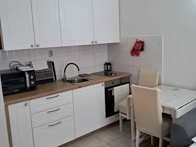Ferienwohnung für 3 Personen (35 m²) in Makarska 2/10