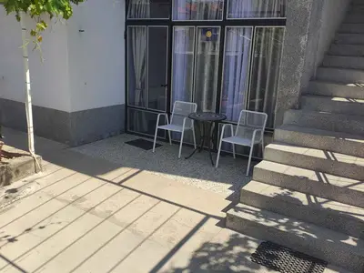 Ferienwohnung für 9 Personen (100 m²) in Makarska 4/10