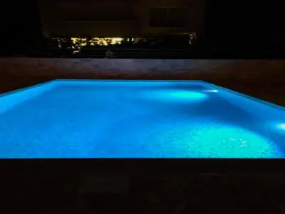 PoolOfHouse