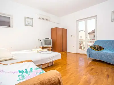 Ferienwohnung für 3 Personen (28 m²) in Makarska 7/10
