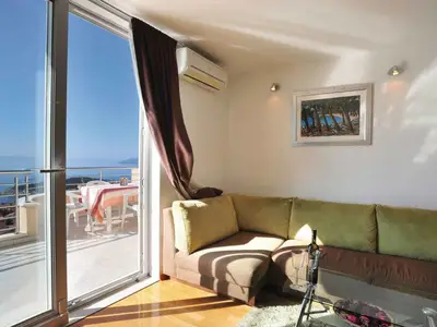 Ferienwohnung für 5 Personen (60 m²) in Makarska 6/10