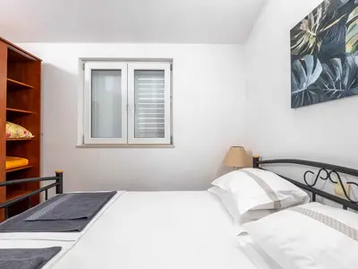 Ferienwohnung für 3 Personen (35 m²) in Makarska 8/10