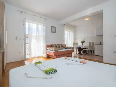 Ferienwohnung für 3 Personen (28 m²) in Makarska 10/10