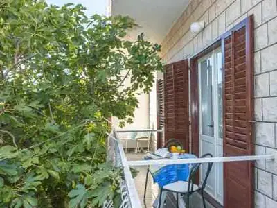 Ferienwohnung für 8 Personen (110 m²) in Makarska 3/10