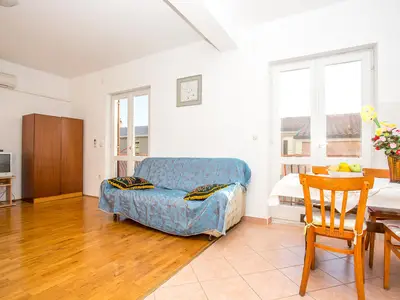 Ferienwohnung für 3 Personen (28 m²) in Makarska 5/10