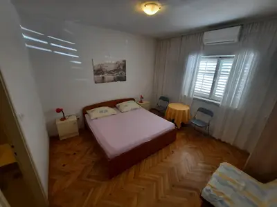Ferienwohnung für 8 Personen (140 m²) in Makarska 6/10