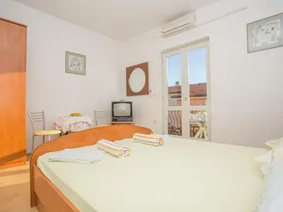 Ferienwohnung für 2 Personen (18 m²) in Makarska 4/10