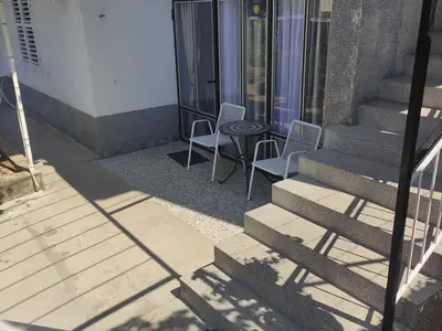 Ferienwohnung für 9 Personen (100 m²) in Makarska 6/10