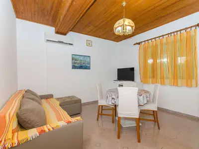 Ferienwohnung für 3 Personen (40 m²) in Makarska 7/10