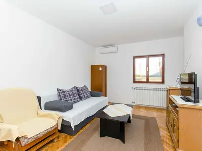 Ferienwohnung für 4 Personen (35 m²) in Makarska 6/10