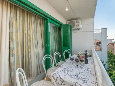 Ferienwohnung für 6 Personen (70 m²) in Makarska 2/10
