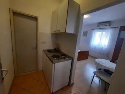 Ferienwohnung für 2 Personen (25 m²) in Makarska 9/10