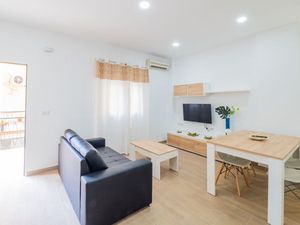 23506696-Ferienwohnung-2-Málaga-300x225-1