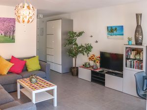 23738536-Ferienwohnung-8-Málaga-300x225-5