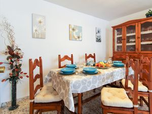 24018344-Ferienwohnung-7-Málaga-300x225-4