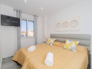 23879822-Ferienwohnung-4-Málaga-300x225-2