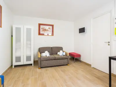 Ferienwohnung für 3 Personen (17 m²) in Malakoff 1/10
