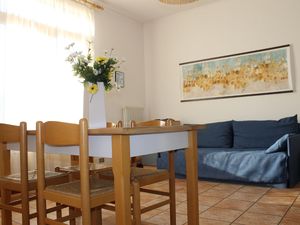 22437681-Ferienwohnung-4-Malcesine-300x225-3